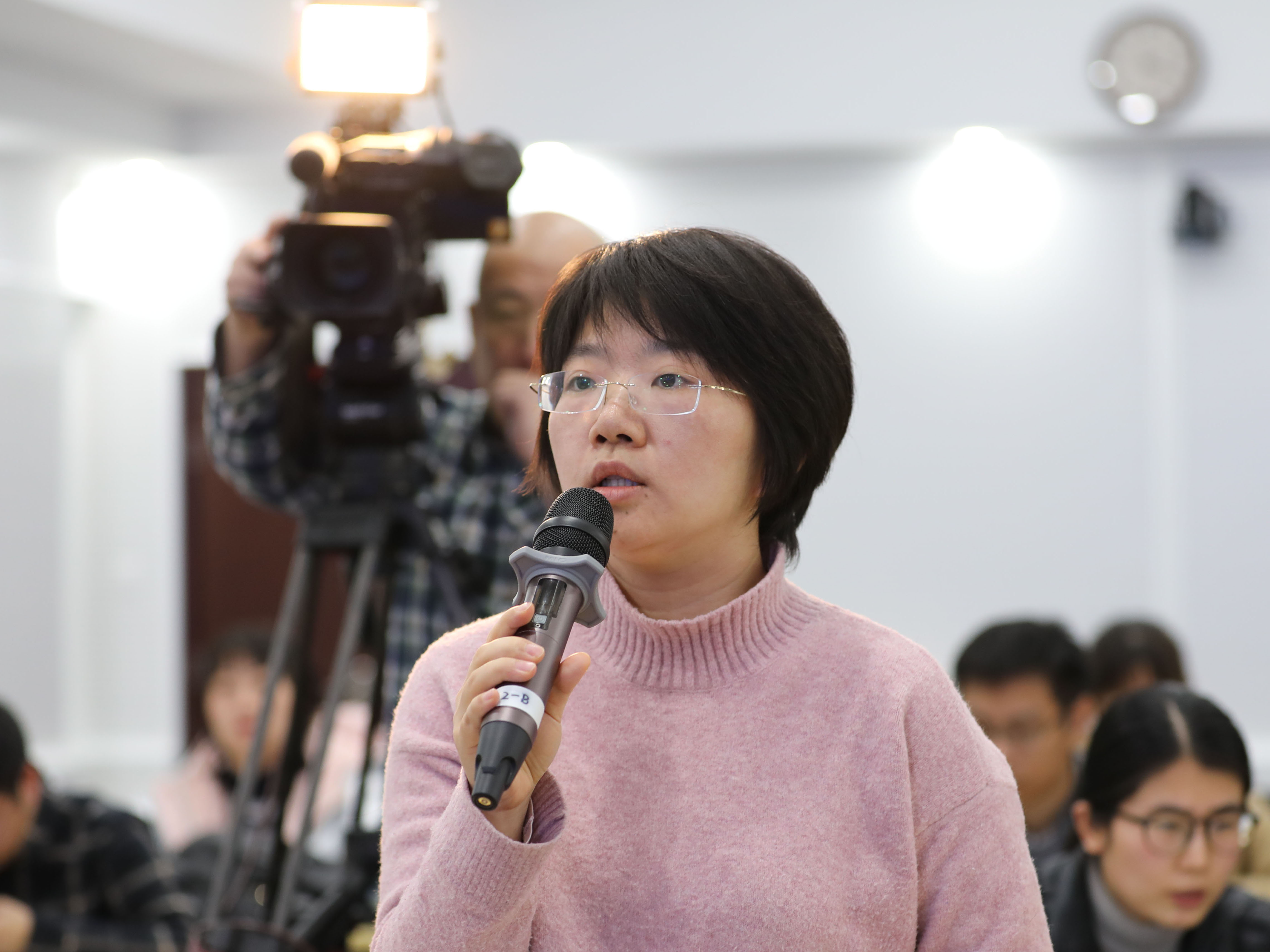 科技日报记者提问